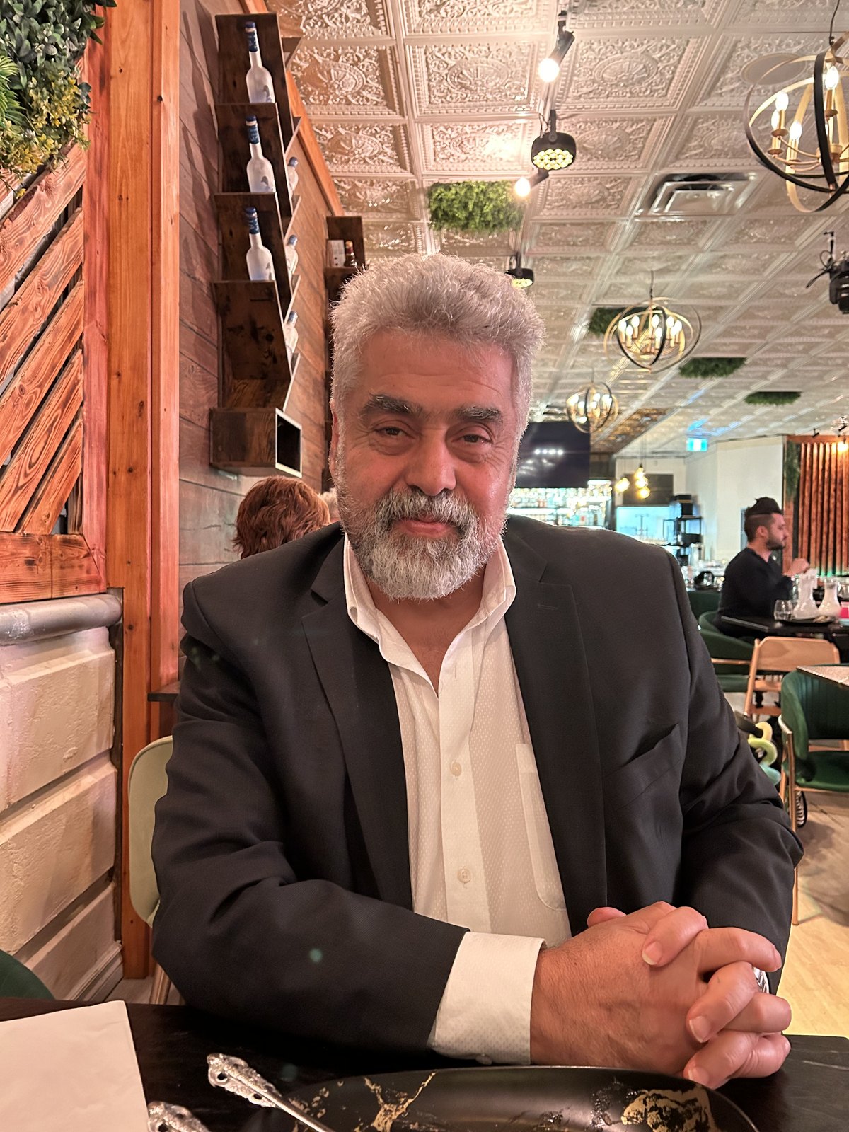 Portrait of Elias Soltani-Aski, financial planner